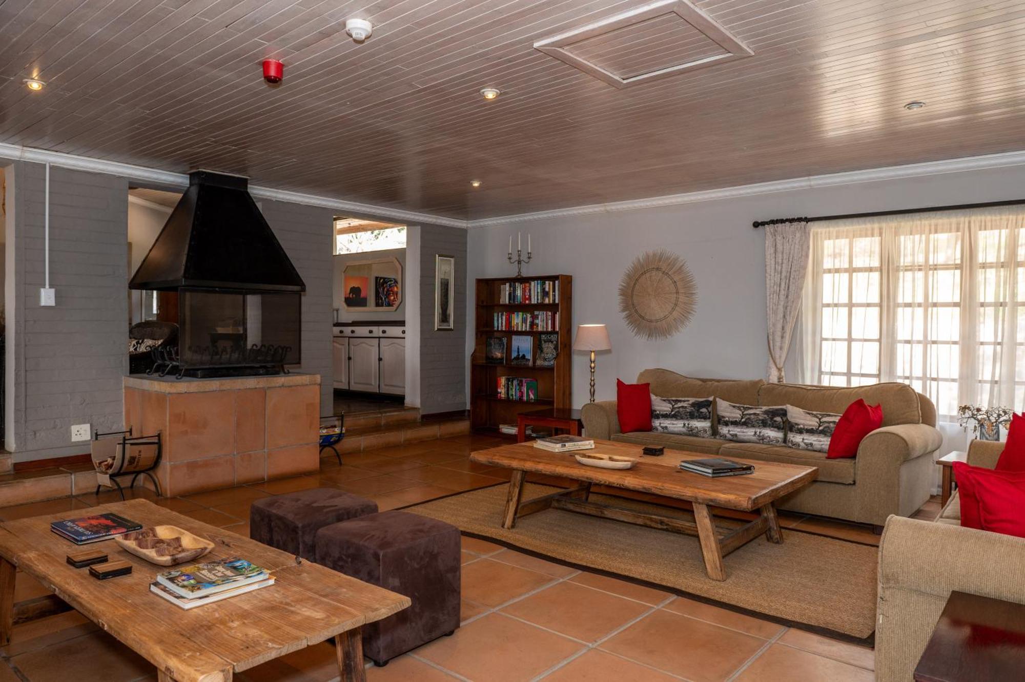 Chestnut Country Lodge Хейзивю Екстериор снимка