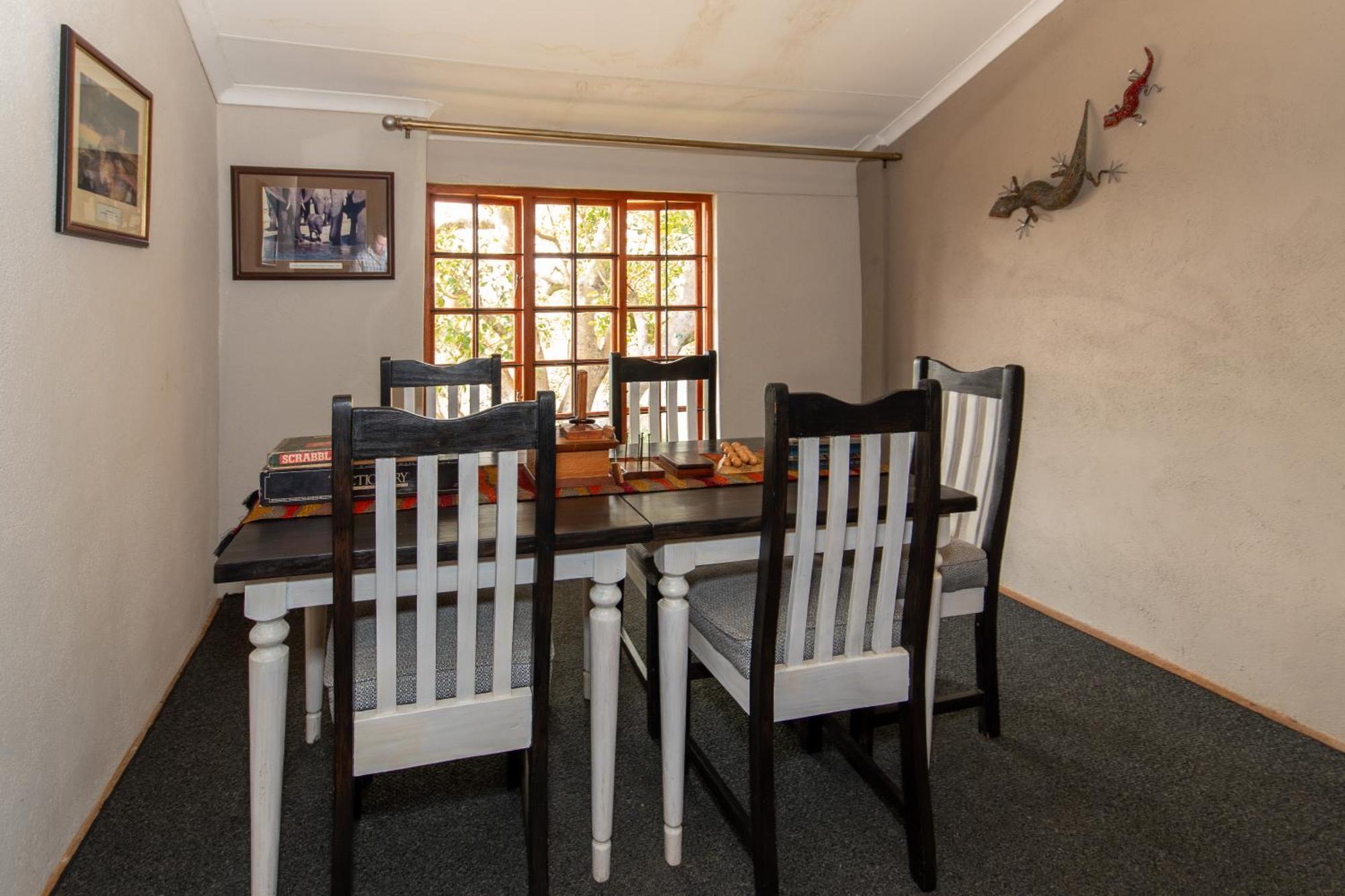Chestnut Country Lodge Хейзивю Екстериор снимка